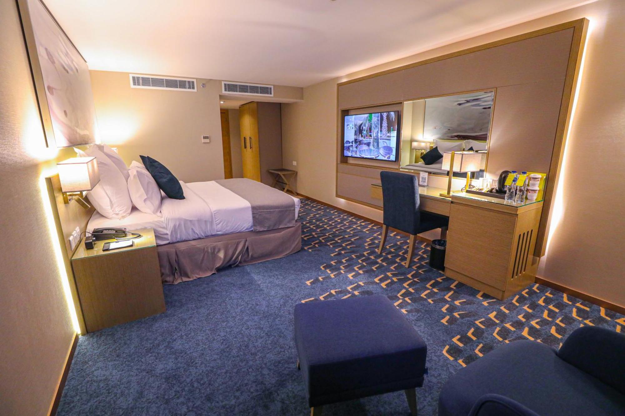 Cheerful Al Waha Unayzah Hotel ウナイザ エクステリア 写真